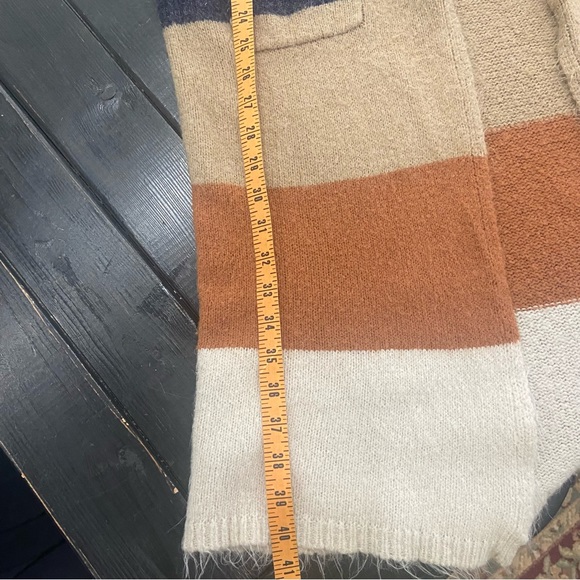 HYFVE HYFVE HYFVE size medium Sweater Long cardigan Multi Color block - Picture 6 of 6